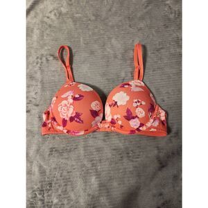 Victoria's Secret PINK Size 32D Super Push Up Bra Floral